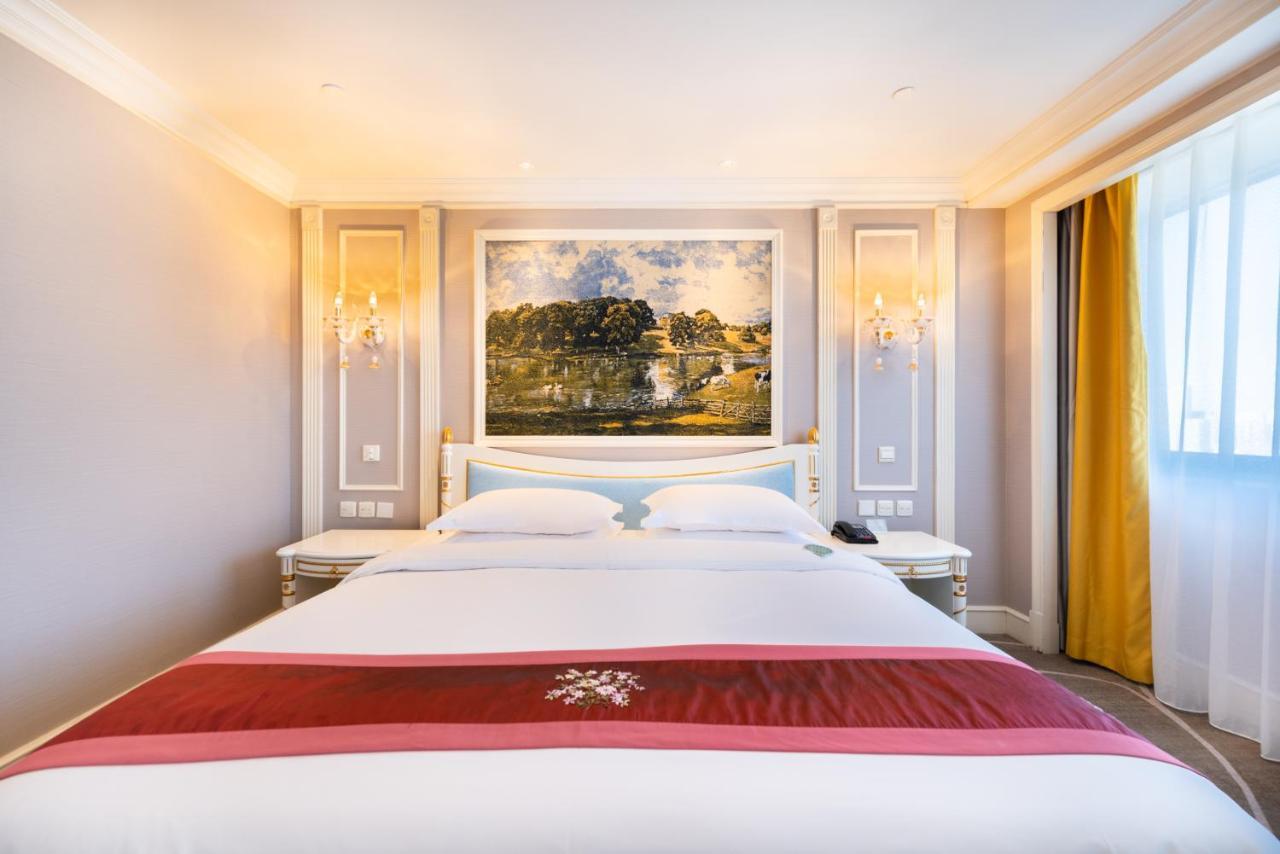 Golden Ocean Hotel Tianjin Exterior photo