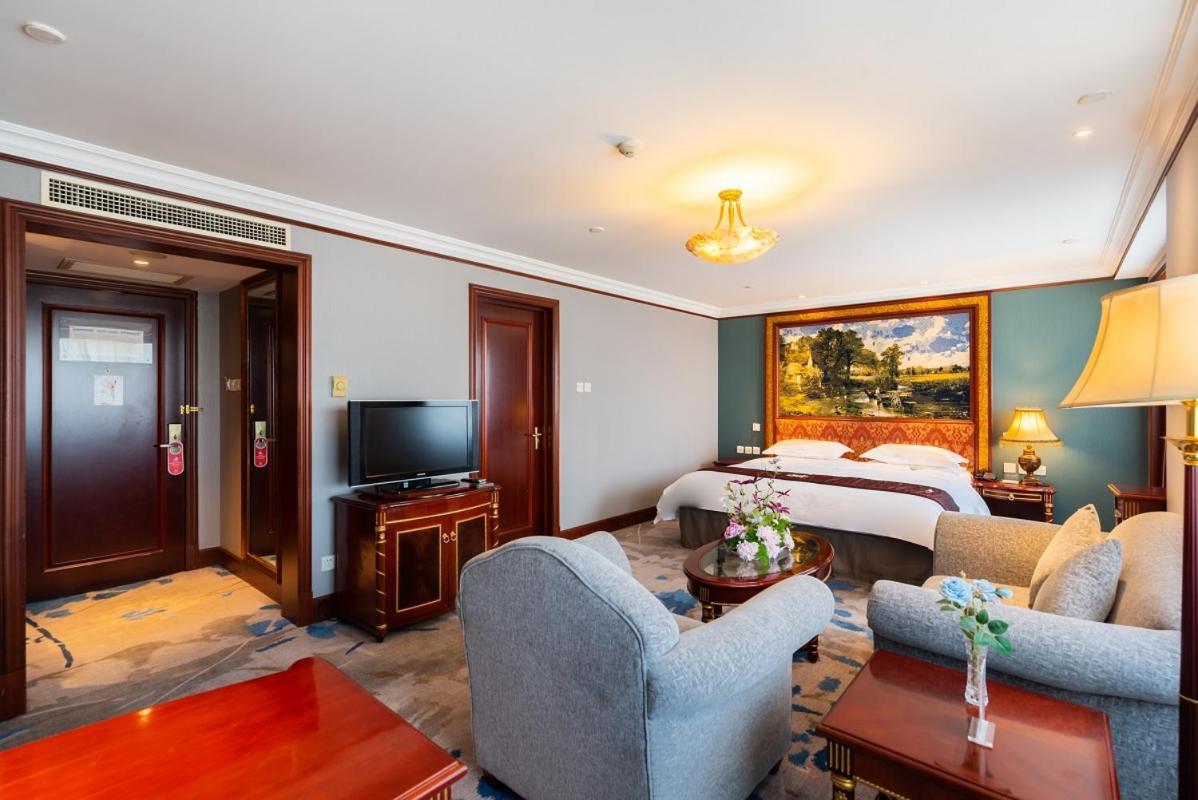 Golden Ocean Hotel Tianjin Exterior photo